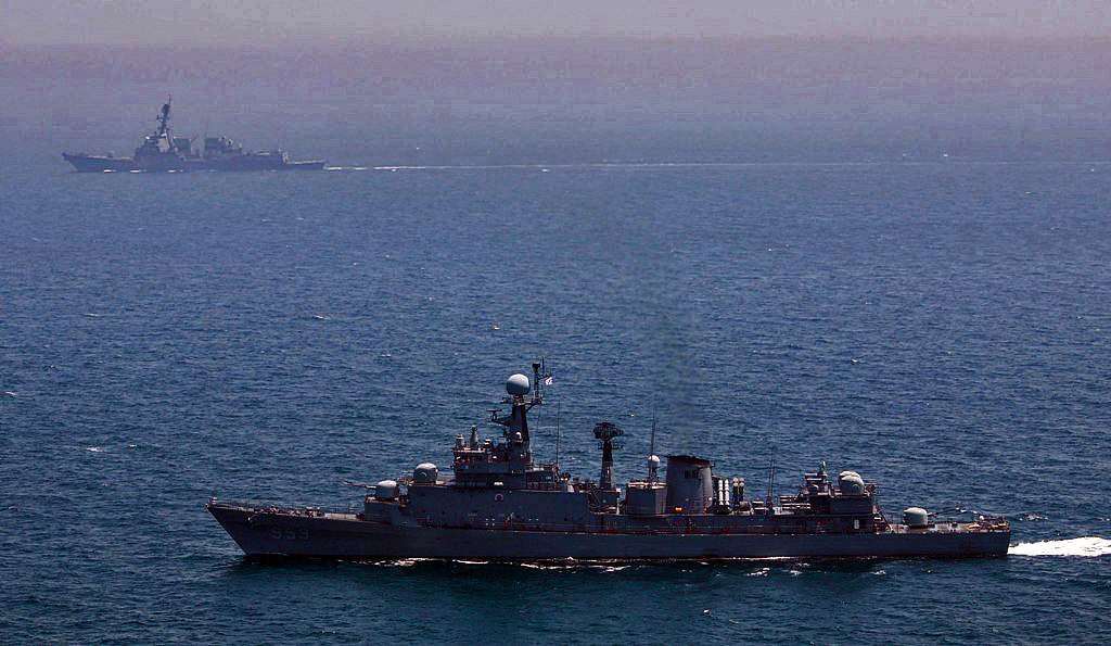 Republic of korea ulsan class frigate busan ff959 950d50 1024