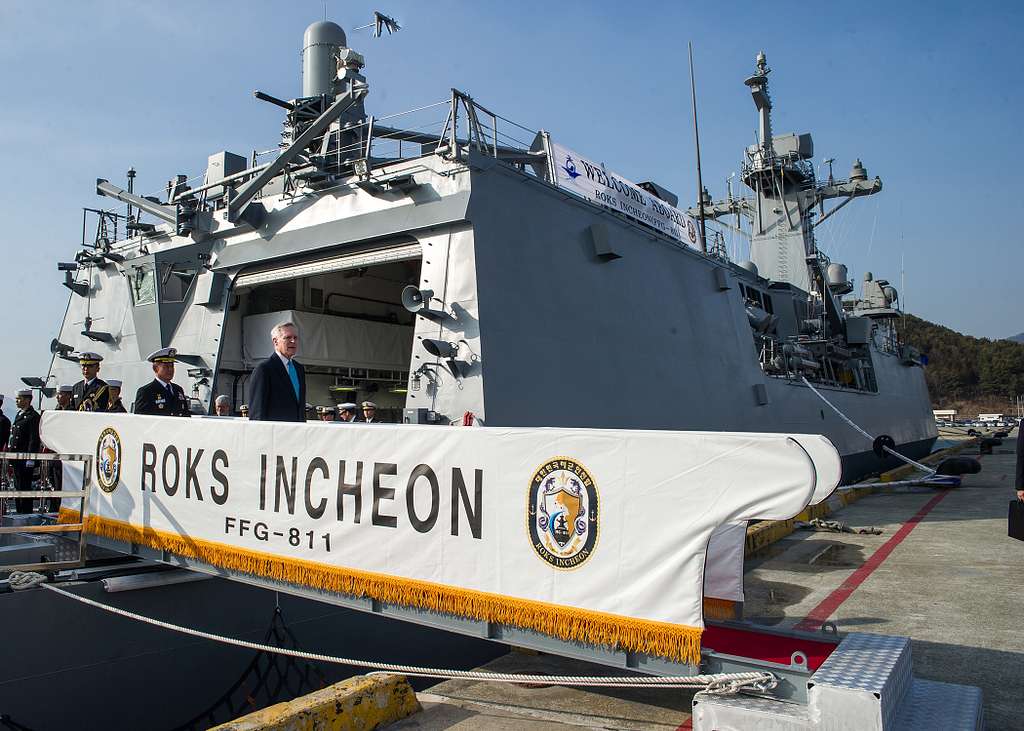 Secnav departs roks incheon ffg 811 278a5d 1024