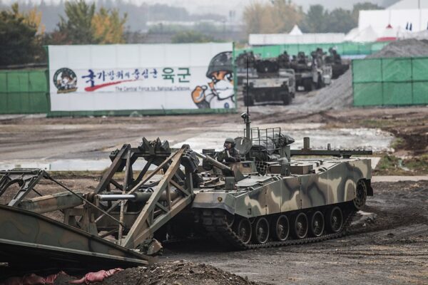 k800 Obstacle Pioneering Tank