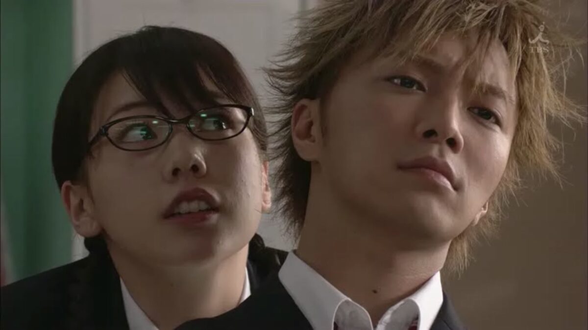 A fun story about high school students: Gun-dal and An-gyeong